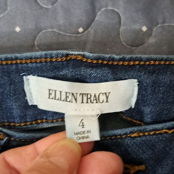 Ellen Tracy Serene jeans size 4 - Picture 3 of 7